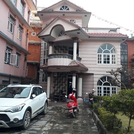 Travelers Home Katmandú Exterior foto