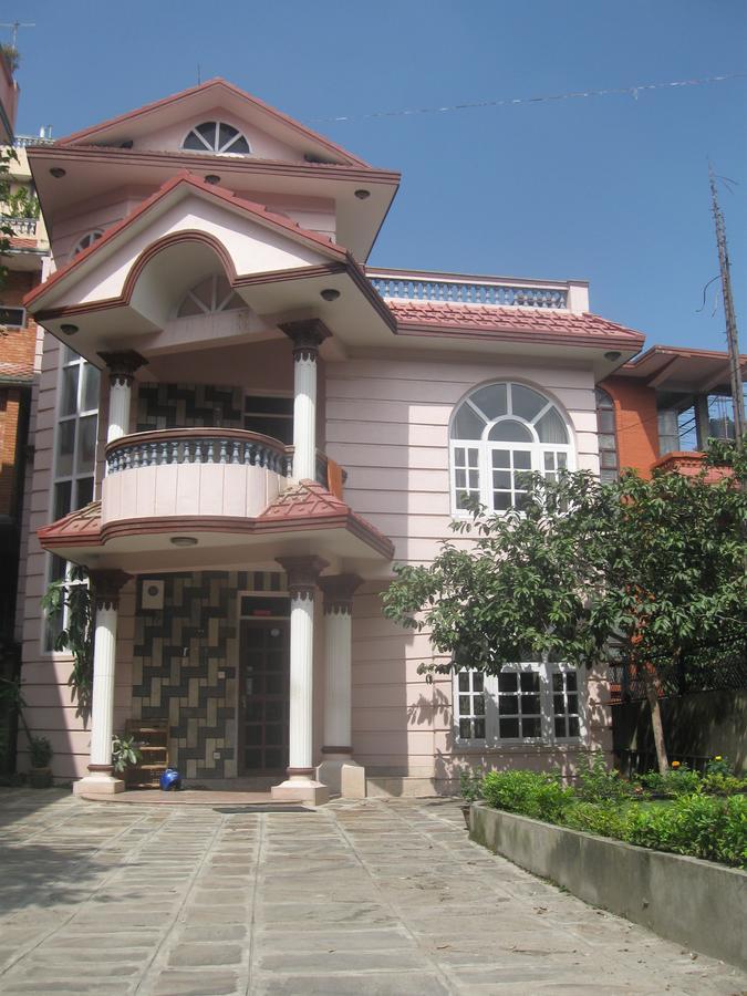 Travelers Home Katmandú Exterior foto